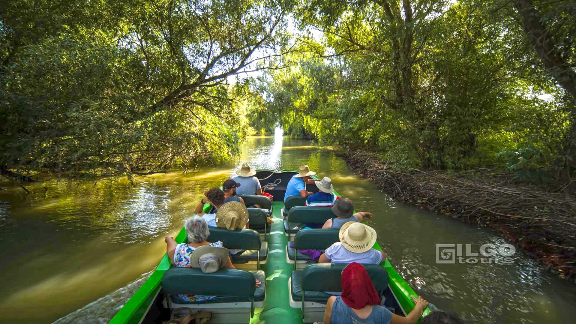 On the waterway to Letea